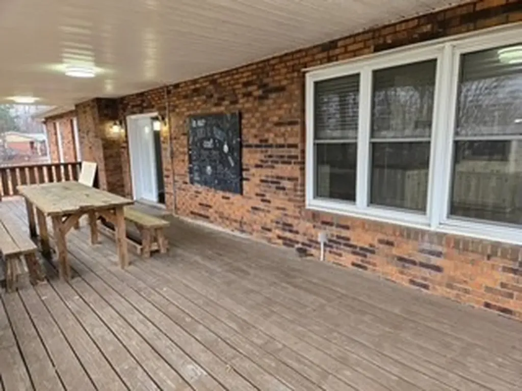 1501 Hillwood Circle Lafayette TN 37083