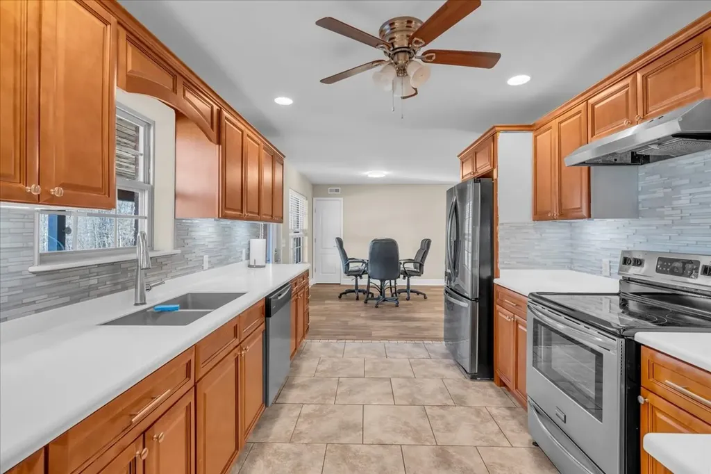 3173 Barnes Mill Road Smithville TN 37166