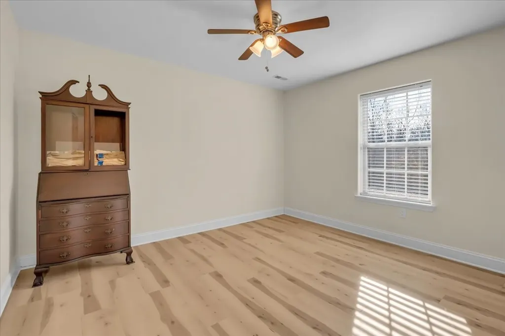 3173 Barnes Mill Road Smithville TN 37166