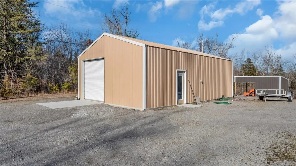 3173 Barnes Mill Road Smithville TN 37166