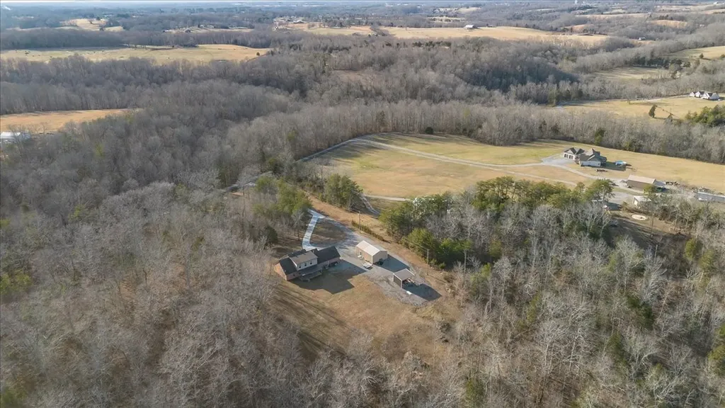 3173 Barnes Mill Road Smithville TN 37166
