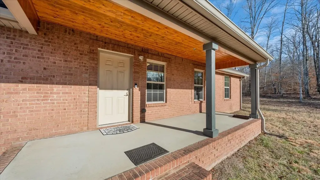 3173 Barnes Mill Road Smithville TN 37166