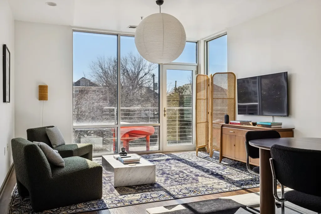 926 Woodland Street Nashville TN 37206