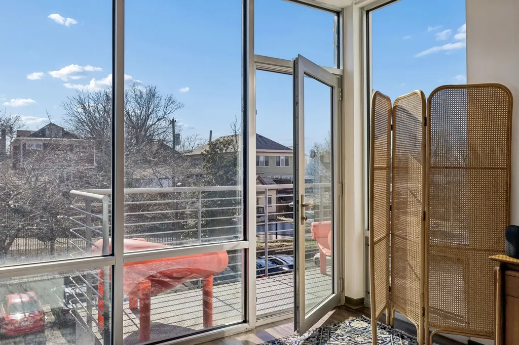 926 Woodland Street Nashville TN 37206