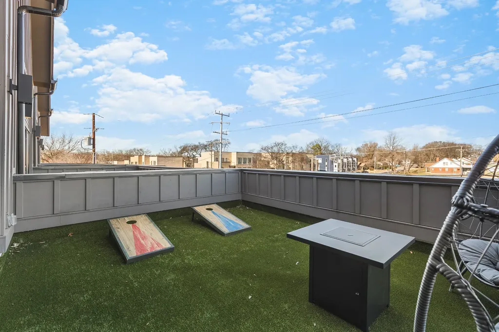 738 Douglas Avenue Nashville TN 37207