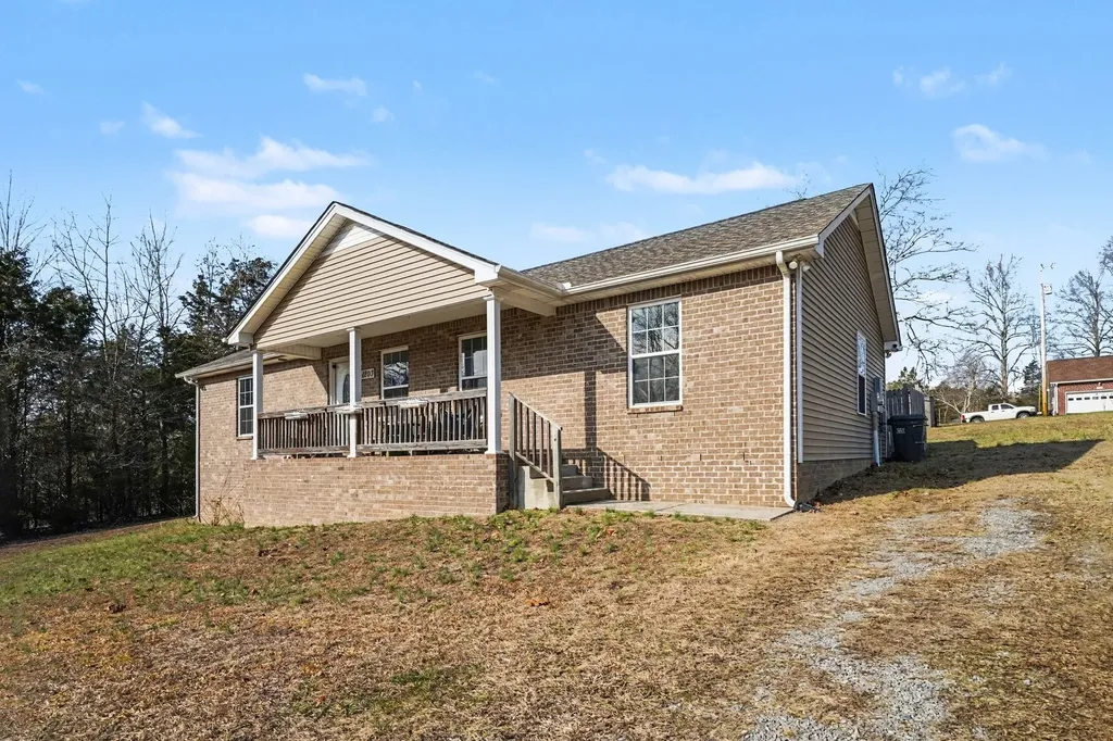 1203 Ab Wade Road Portland TN 37148