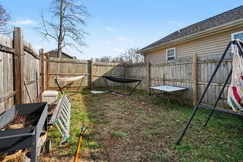 1203 Ab Wade Road Portland TN 37148