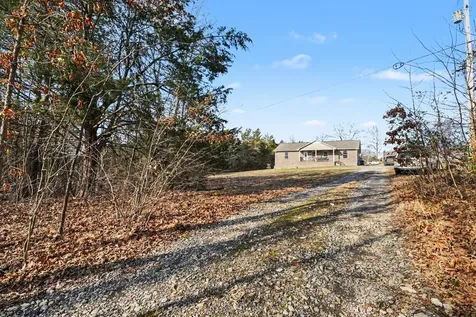 1203 Ab Wade Road Portland TN 37148