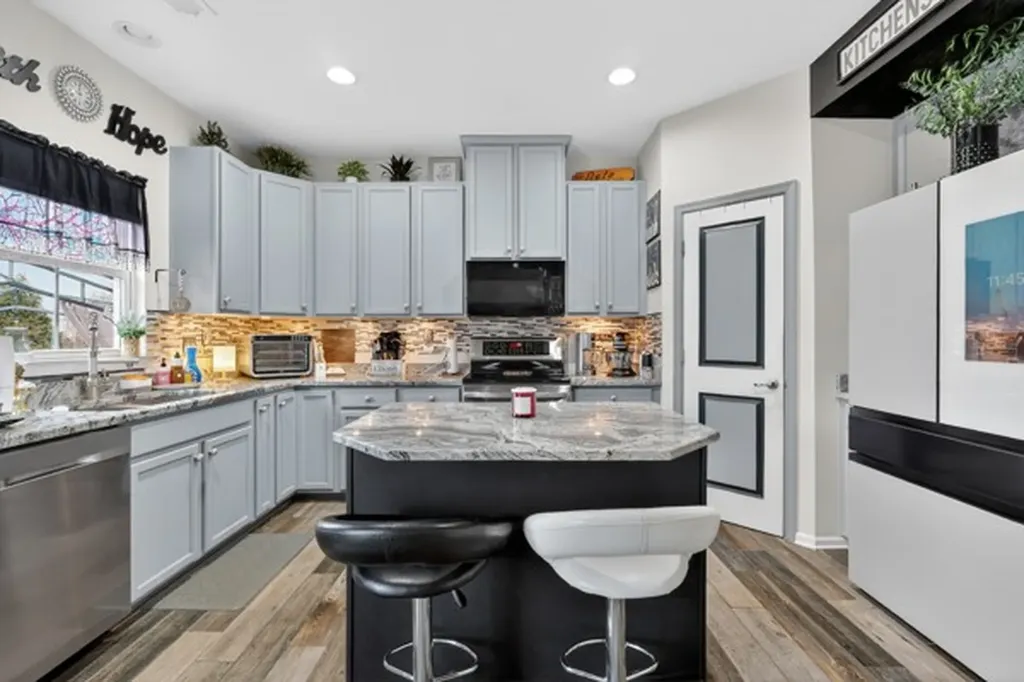 2620 Bluffton Lane Columbia TN 38401