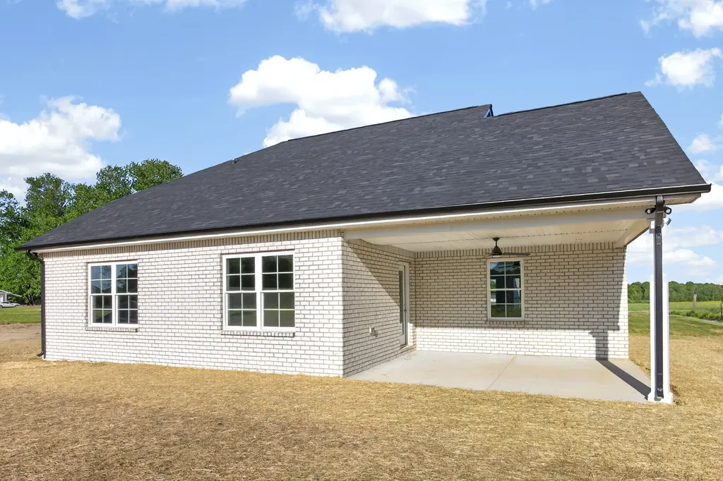 237 Copperas Creek Road Tullahoma TN 37388