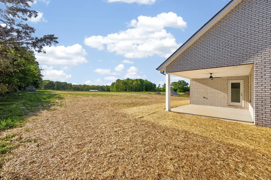 237 Copperas Creek Road Tullahoma TN 37388