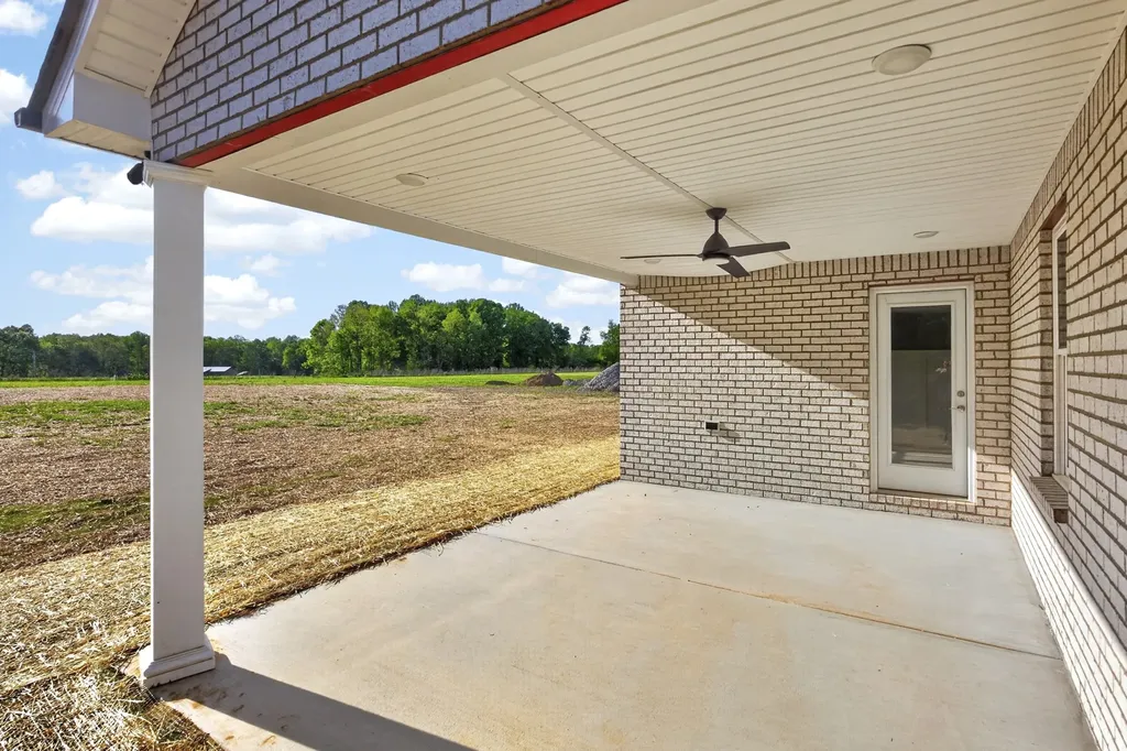 237 Copperas Creek Road Tullahoma TN 37388