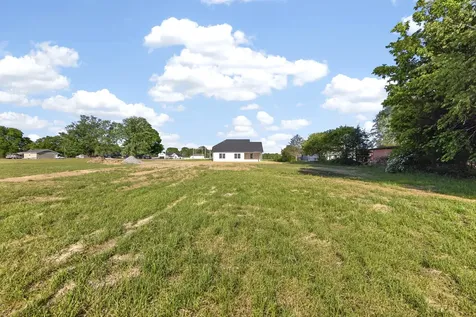 237 Copperas Creek Road Tullahoma TN 37388