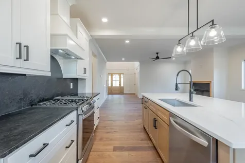 676 Courtney Lane Chattanooga TN 37415