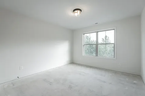 676 Courtney Lane Chattanooga TN 37415