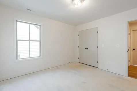 676 Courtney Lane Chattanooga TN 37415