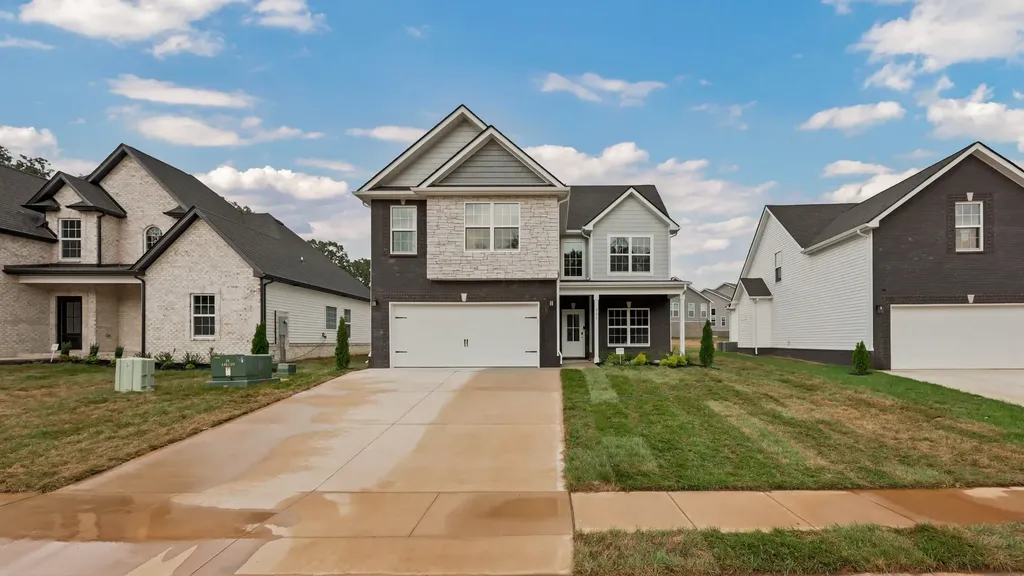 906 Inverness Lane Clarksville TN 37043