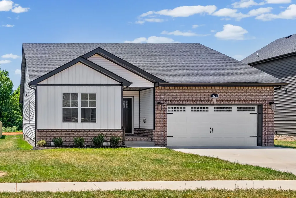 328 Cardinal Creek Clarksville TN 37040