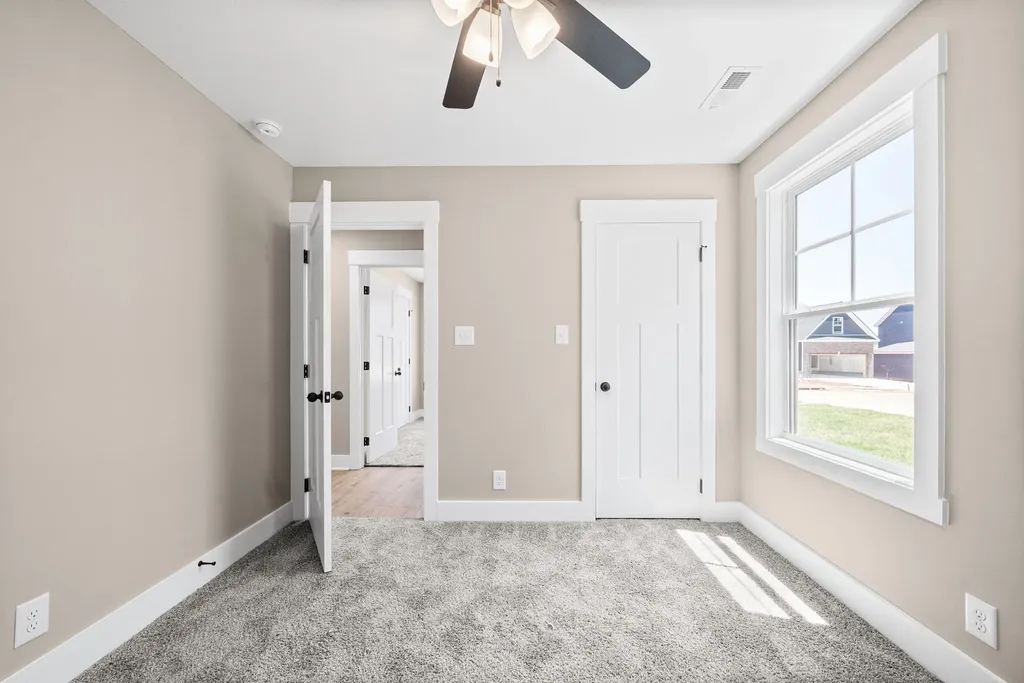 328 Cardinal Creek Clarksville TN 37040