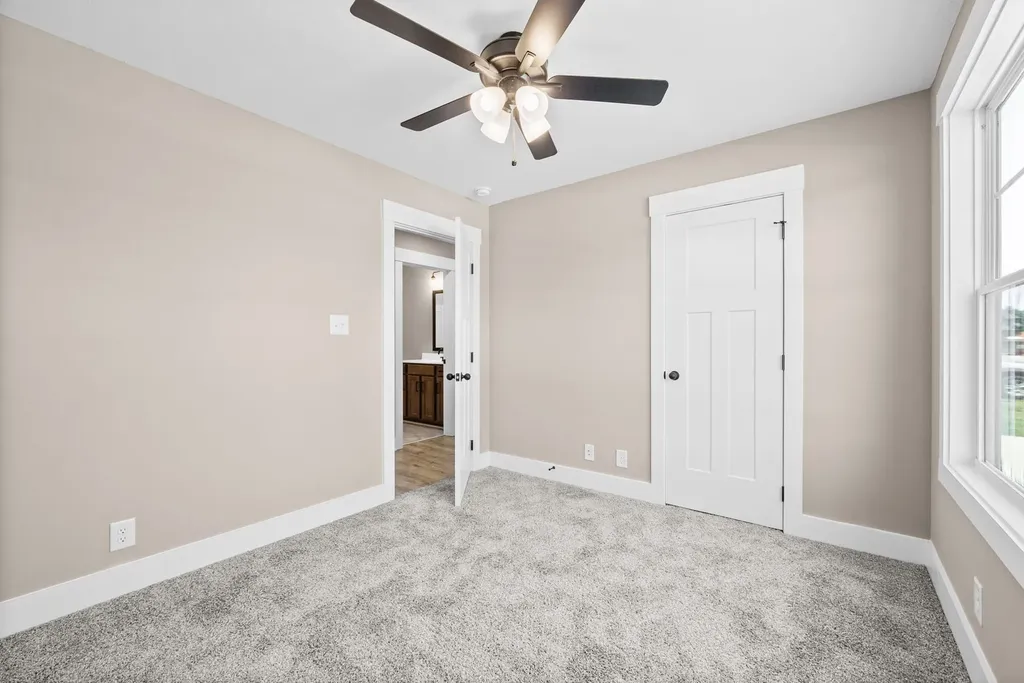 328 Cardinal Creek Clarksville TN 37040