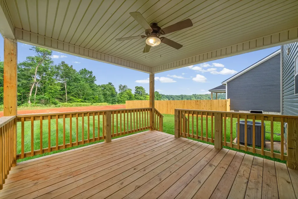 330 Cardinal Creek Clarksville TN 37040