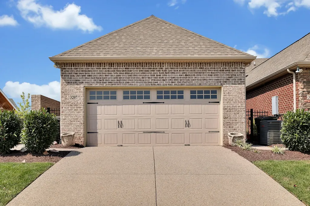 3207 Livermore Lane Murfreesboro TN 37130