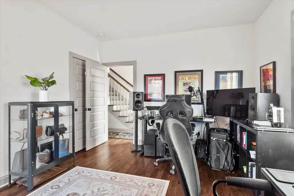 719 Douglas Avenue Nashville TN 37207