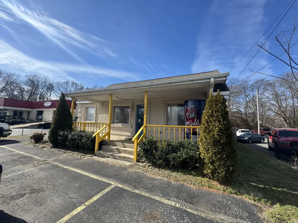 2602 Highway 41, S Greenbrier TN 37073