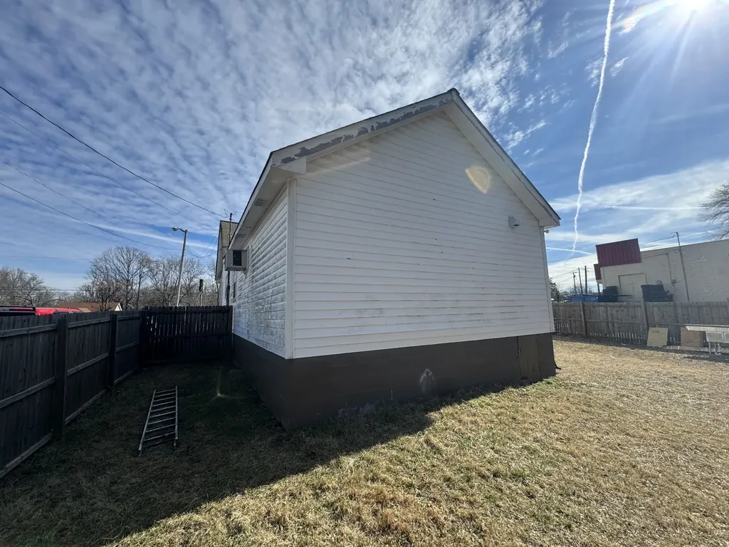 2602 Highway 41, S Greenbrier TN 37073