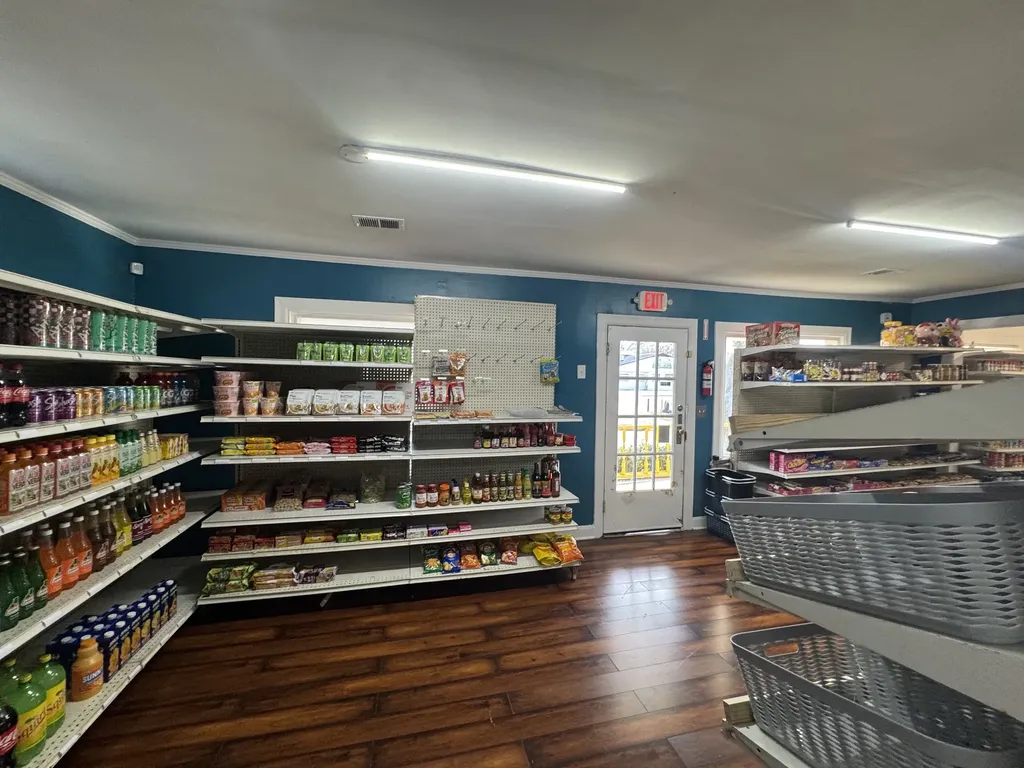2602 Highway 41, S Greenbrier TN 37073