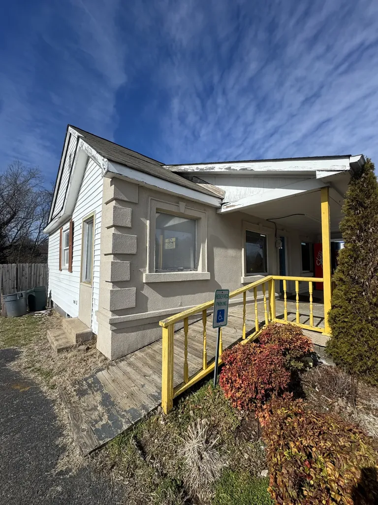 2602 Highway 41, S Greenbrier TN 37073