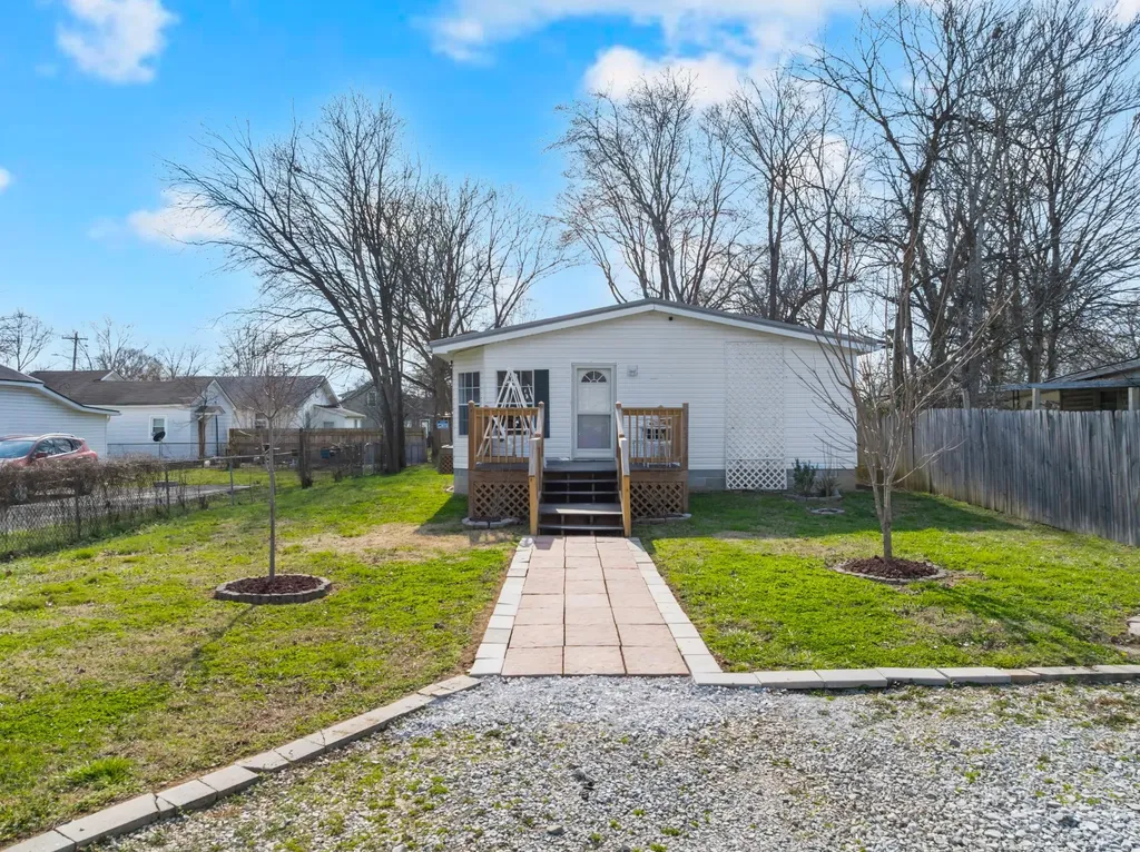 316 S Jefferson Street Tullahoma TN 37388