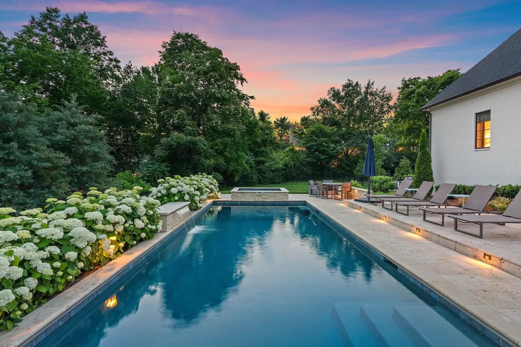 2803 Hemingway Drive Nashville TN 37215