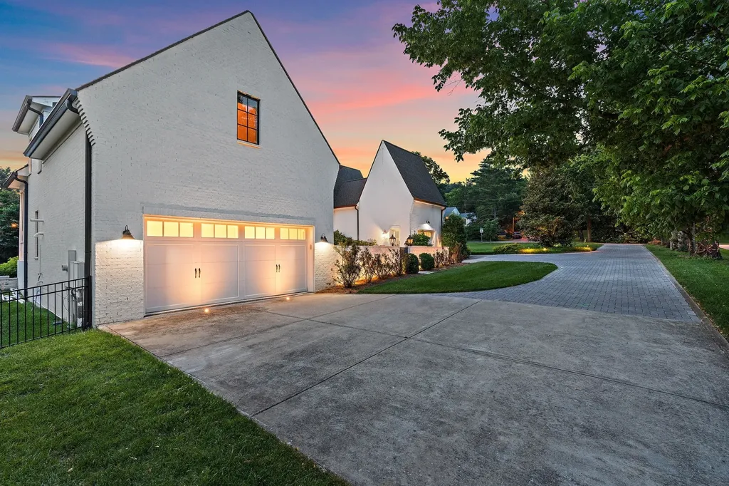2803 Hemingway Drive Nashville TN 37215