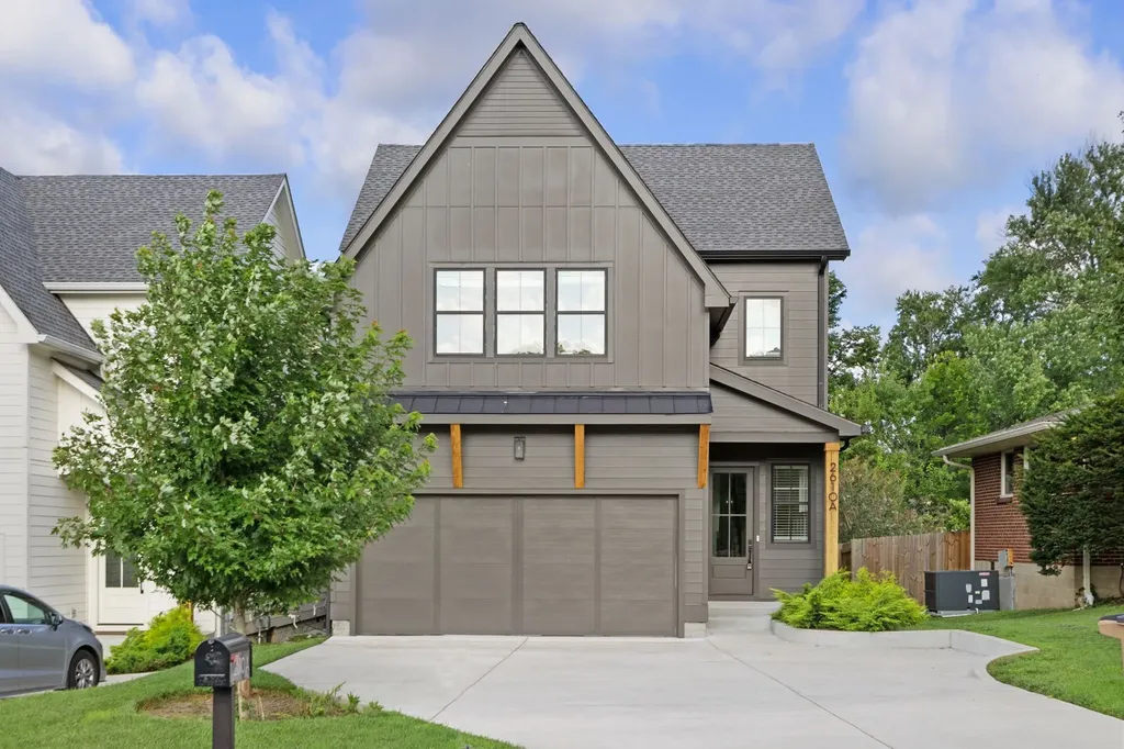 2610A Barclay Drive Nashville TN 37206