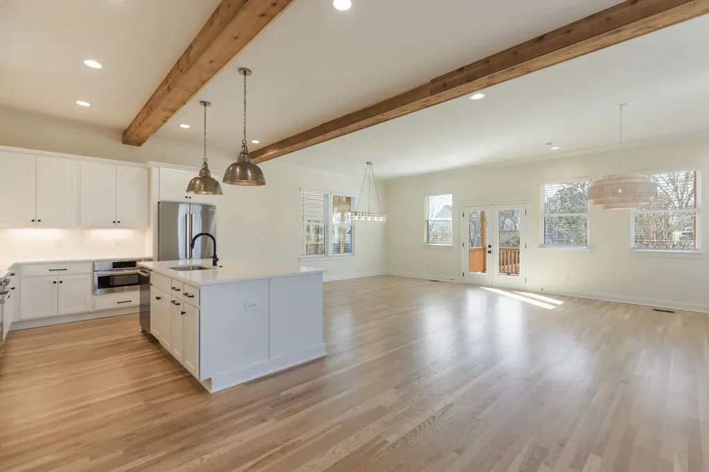 2610A Barclay Drive Nashville TN 37206