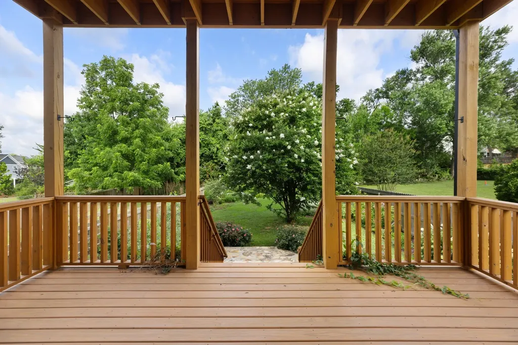 2610A Barclay Drive Nashville TN 37206
