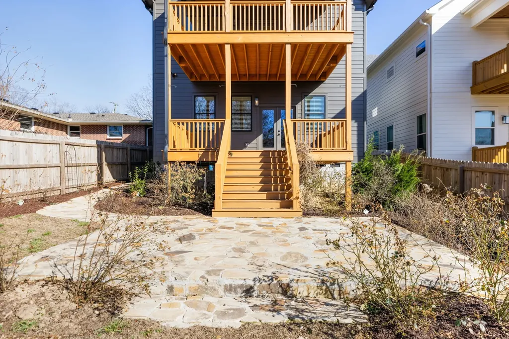 2610A Barclay Drive Nashville TN 37206