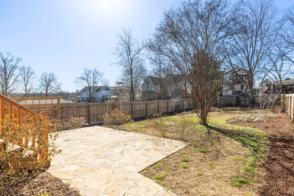 2610A Barclay Drive Nashville TN 37206