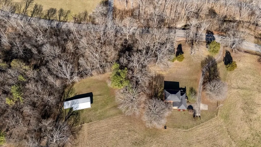 3115 Waynesboro Highway Lawrenceburg TN 38464