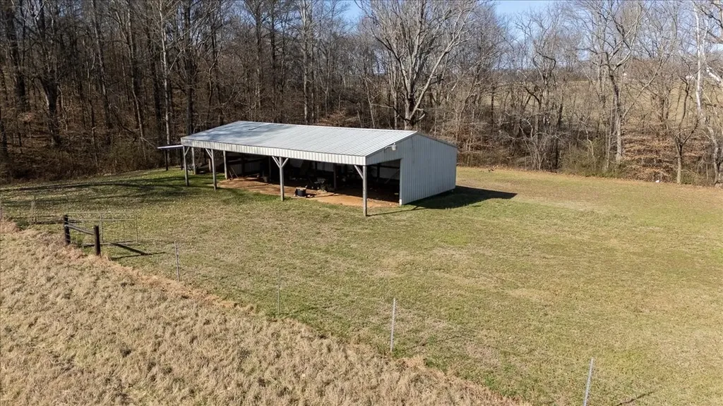 3115 Waynesboro Highway Lawrenceburg TN 38464