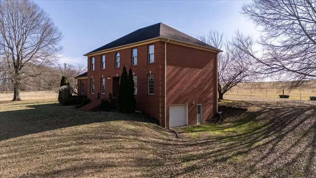3115 Waynesboro Highway Lawrenceburg TN 38464