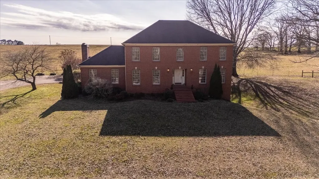 3115 Waynesboro Highway Lawrenceburg TN 38464