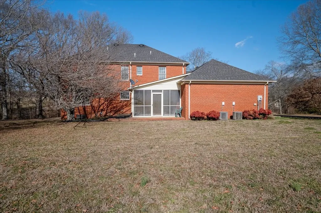 3115 Waynesboro Highway Lawrenceburg TN 38464