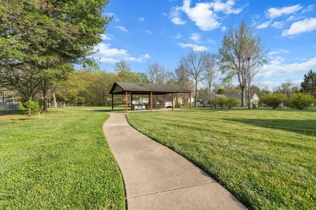 2360 Highway 31, W White House TN 37188