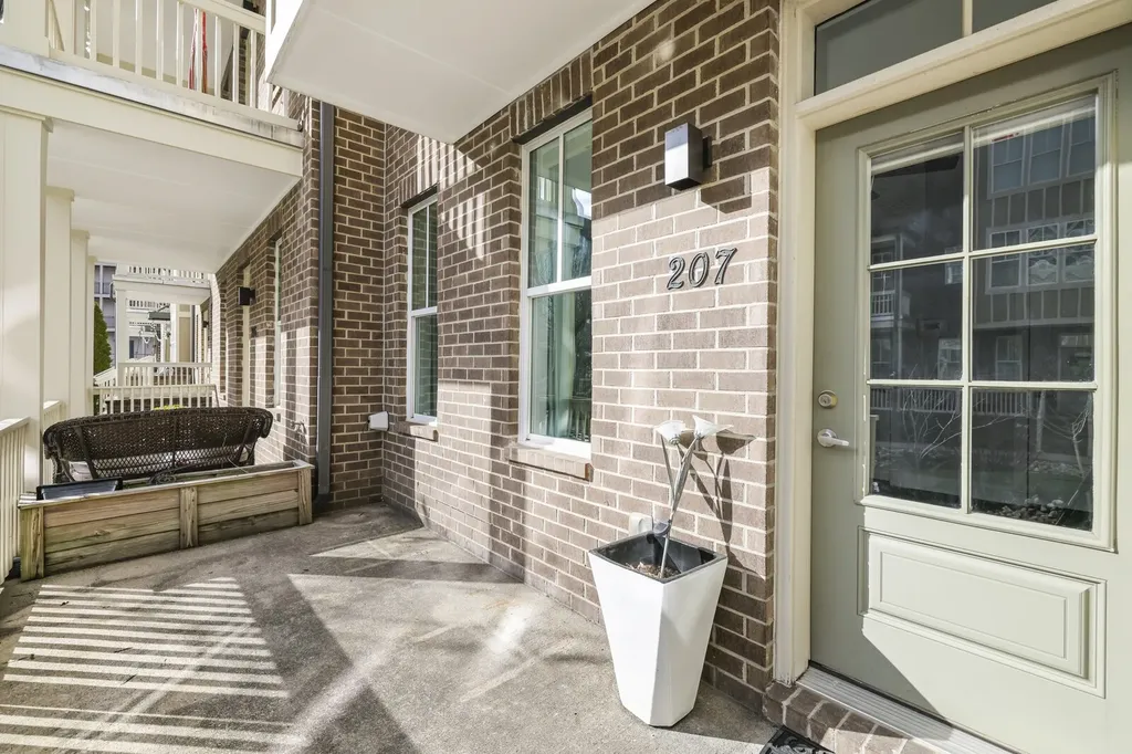 207 Porter Village Circle Nashville TN 37206