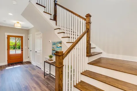 1366 Thomas Avenue Chattanooga TN 37409