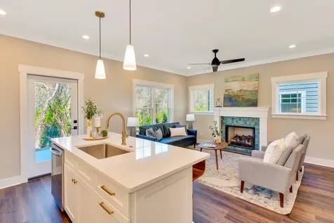 1366 Thomas Avenue Chattanooga TN 37409