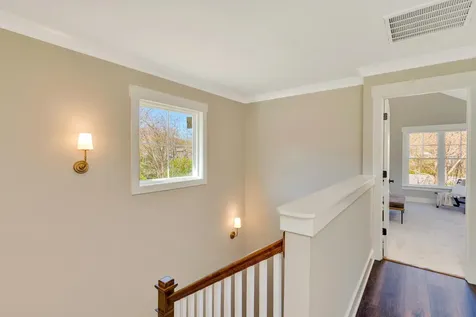 1366 Thomas Avenue Chattanooga TN 37409