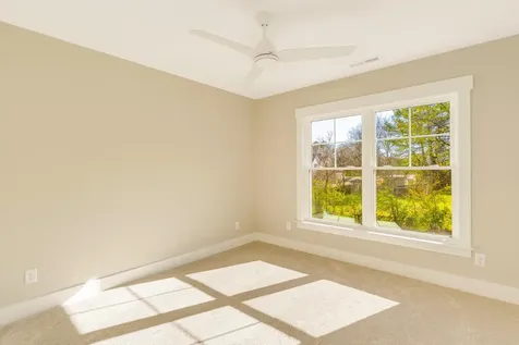 1366 Thomas Avenue Chattanooga TN 37409